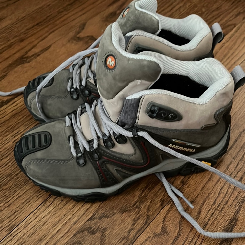 Merrell Reactor hiking shoes Womens 6